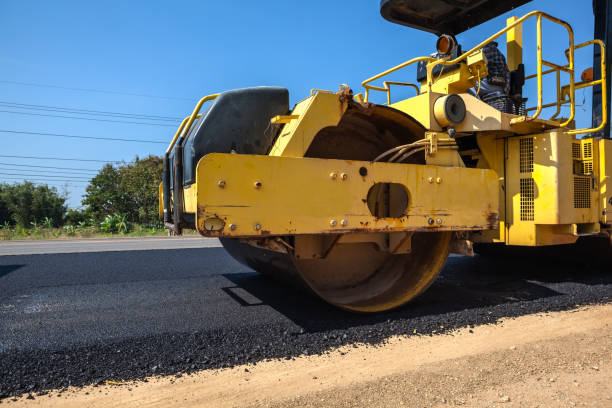 Best Driveway Paving Near Me  in Belvidere, IL